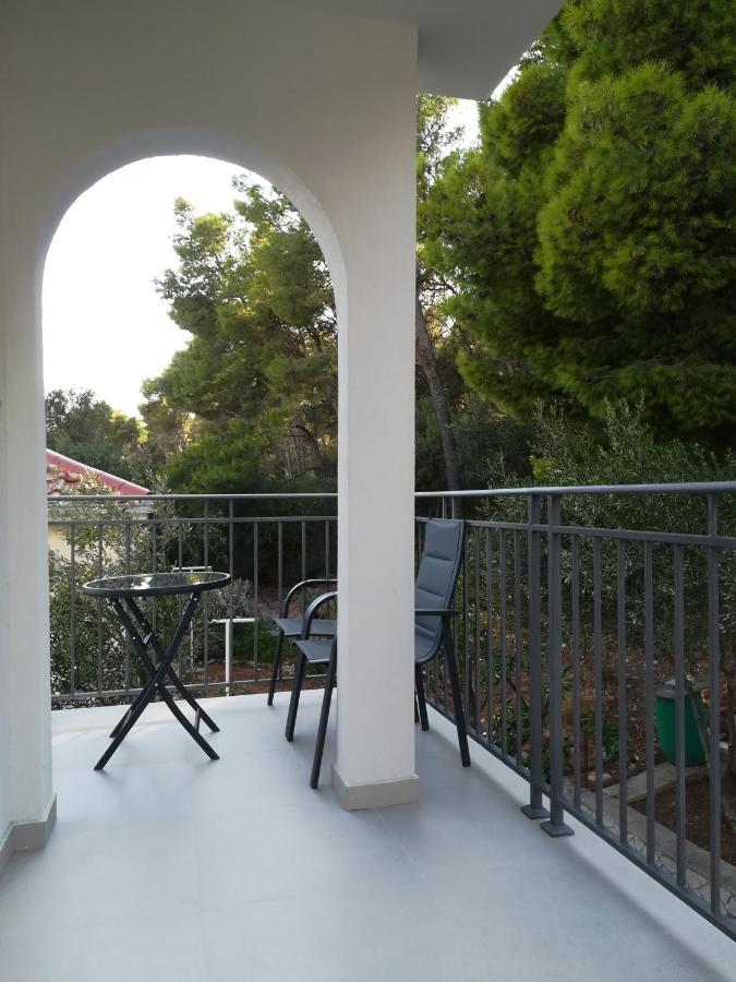 Domenico - 50 M From The Sea Apartamento Donji Seget Exterior foto